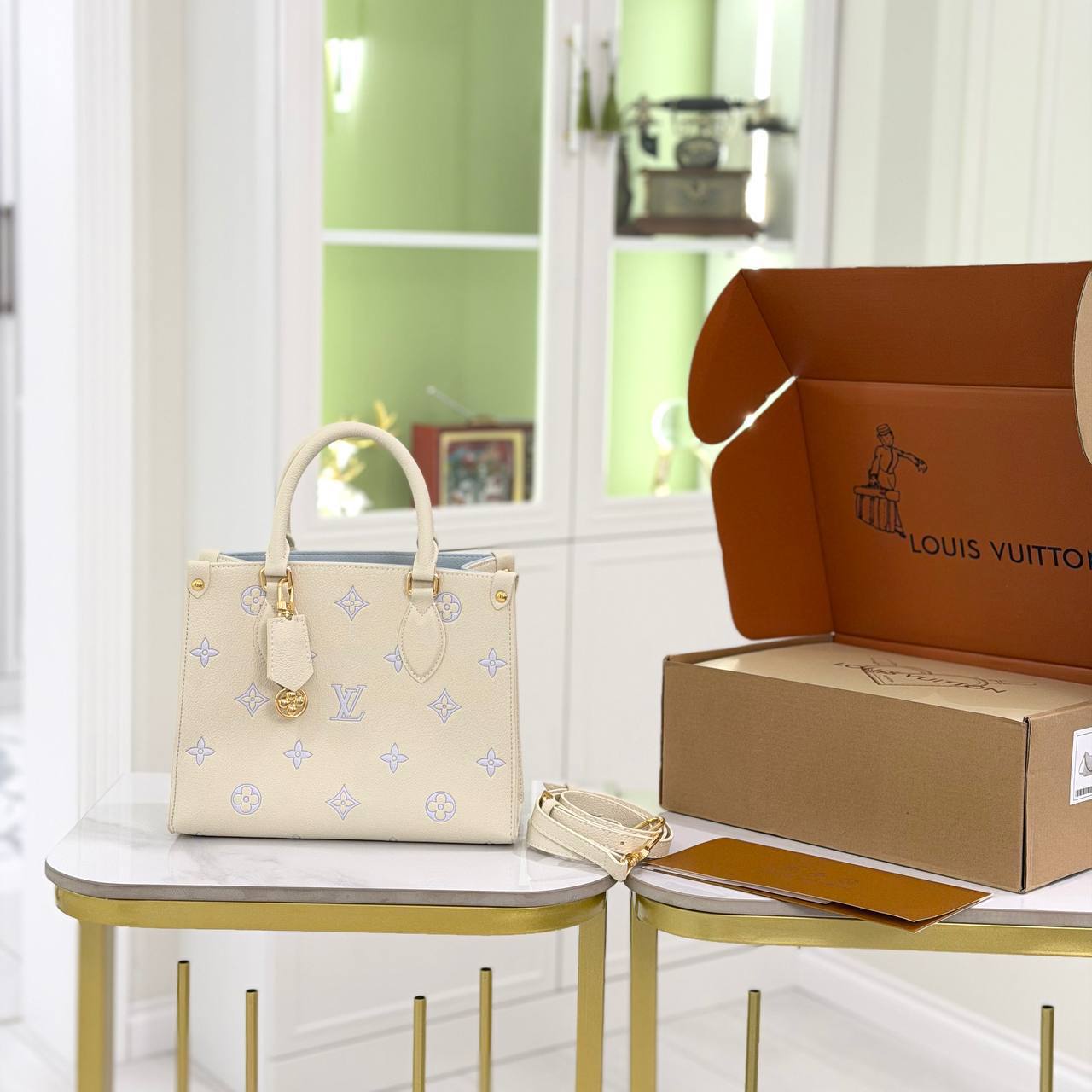 Сумка Louis Vuitton 1
