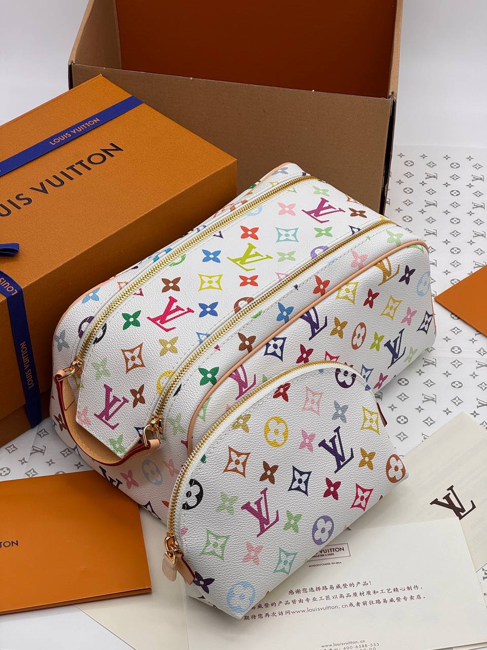 Косметичка Louis Vuitton