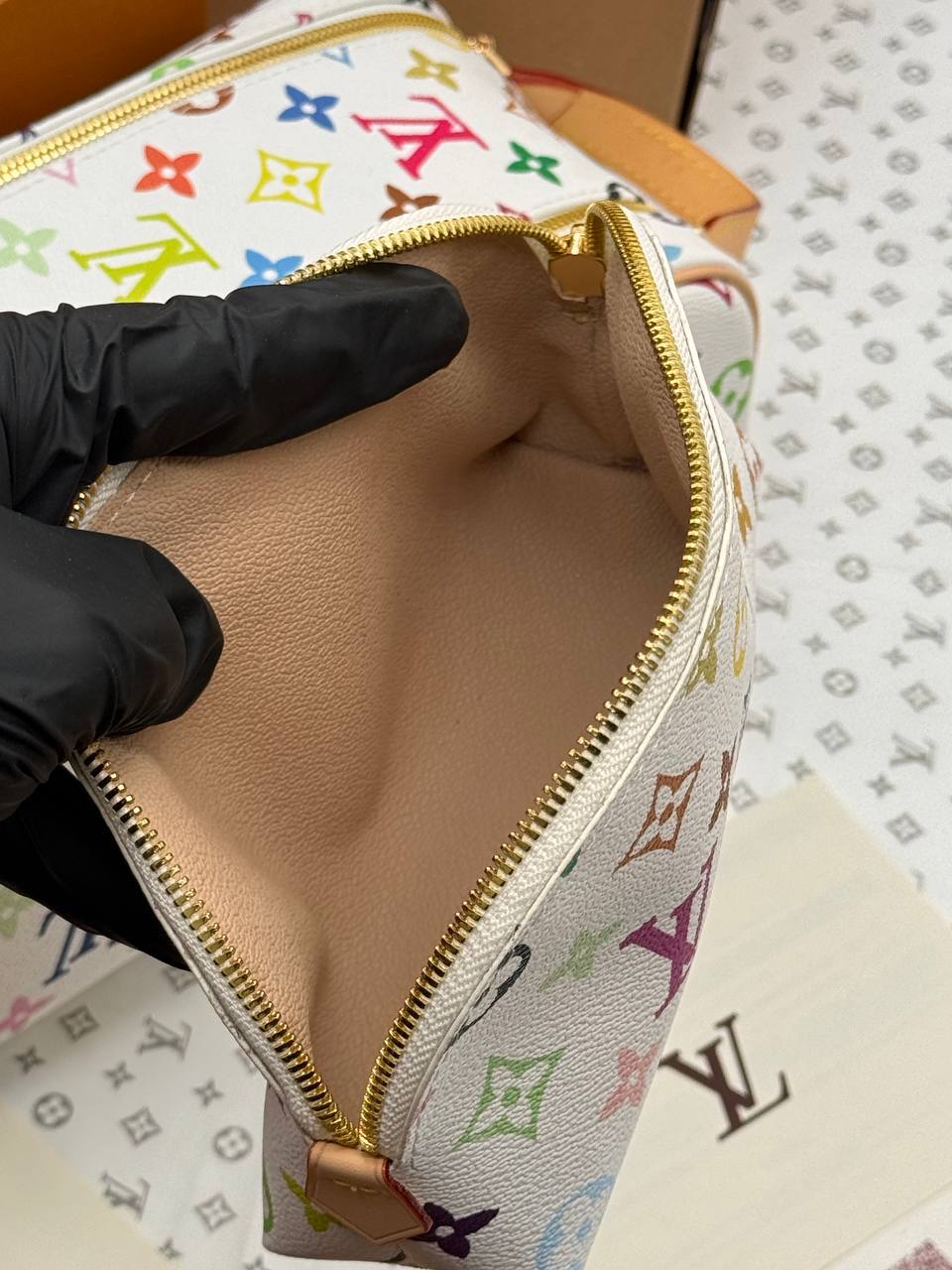 Косметичка Louis Vuitton 10
