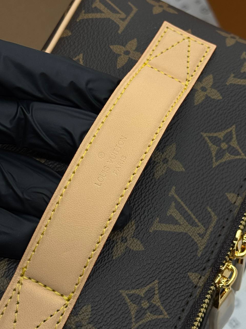 Косметичка Louis Vuitton 5