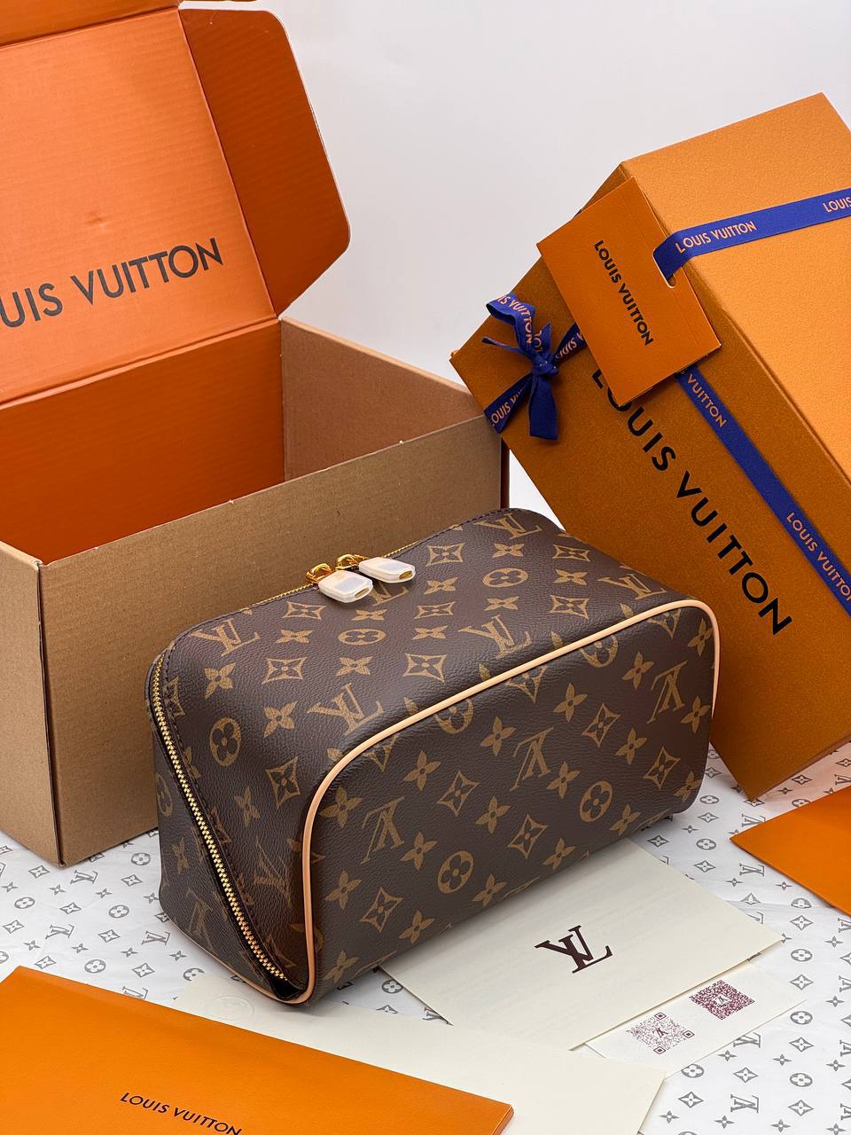 Косметичка Louis Vuitton 6