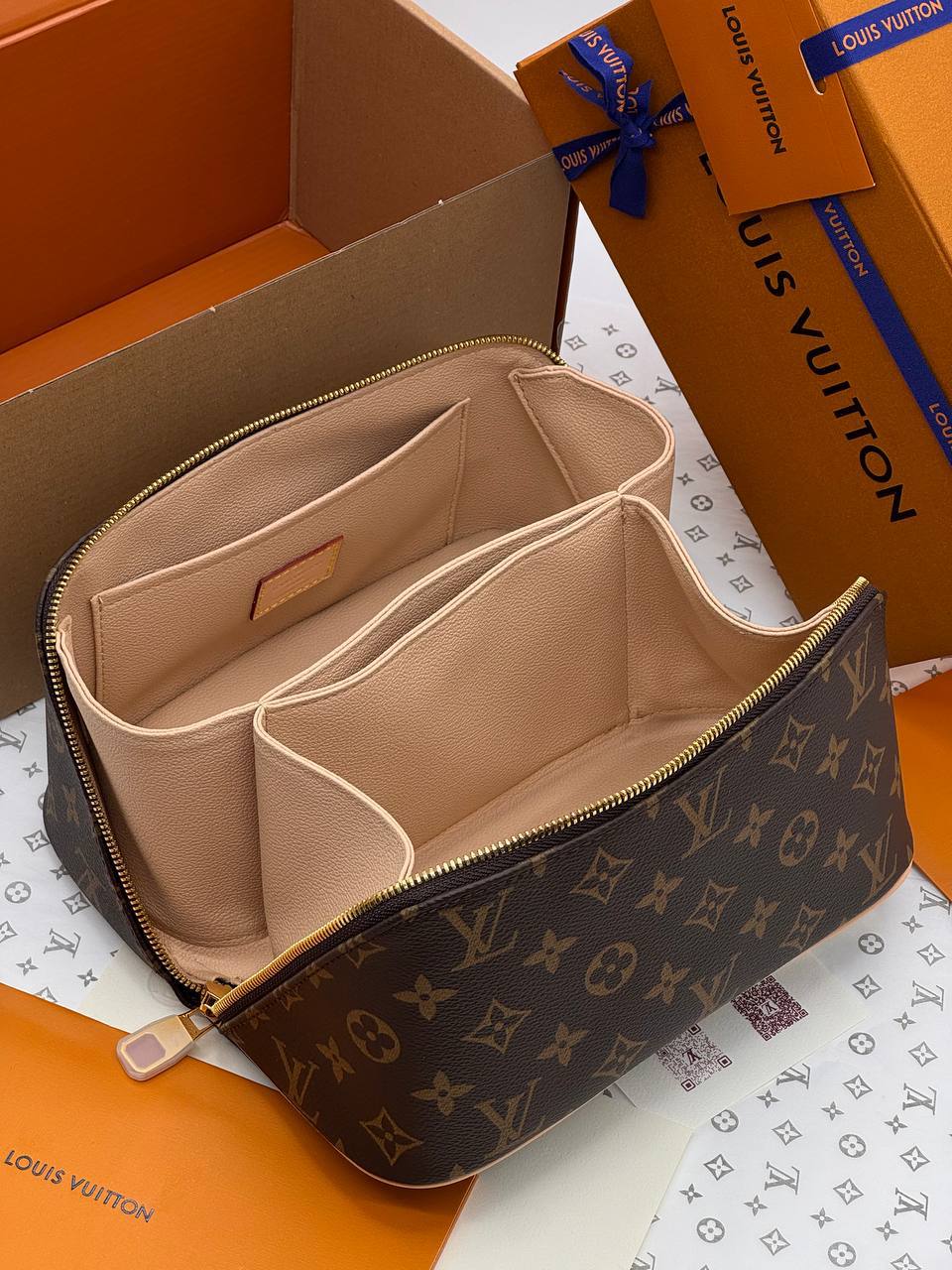 Косметичка Louis Vuitton 7