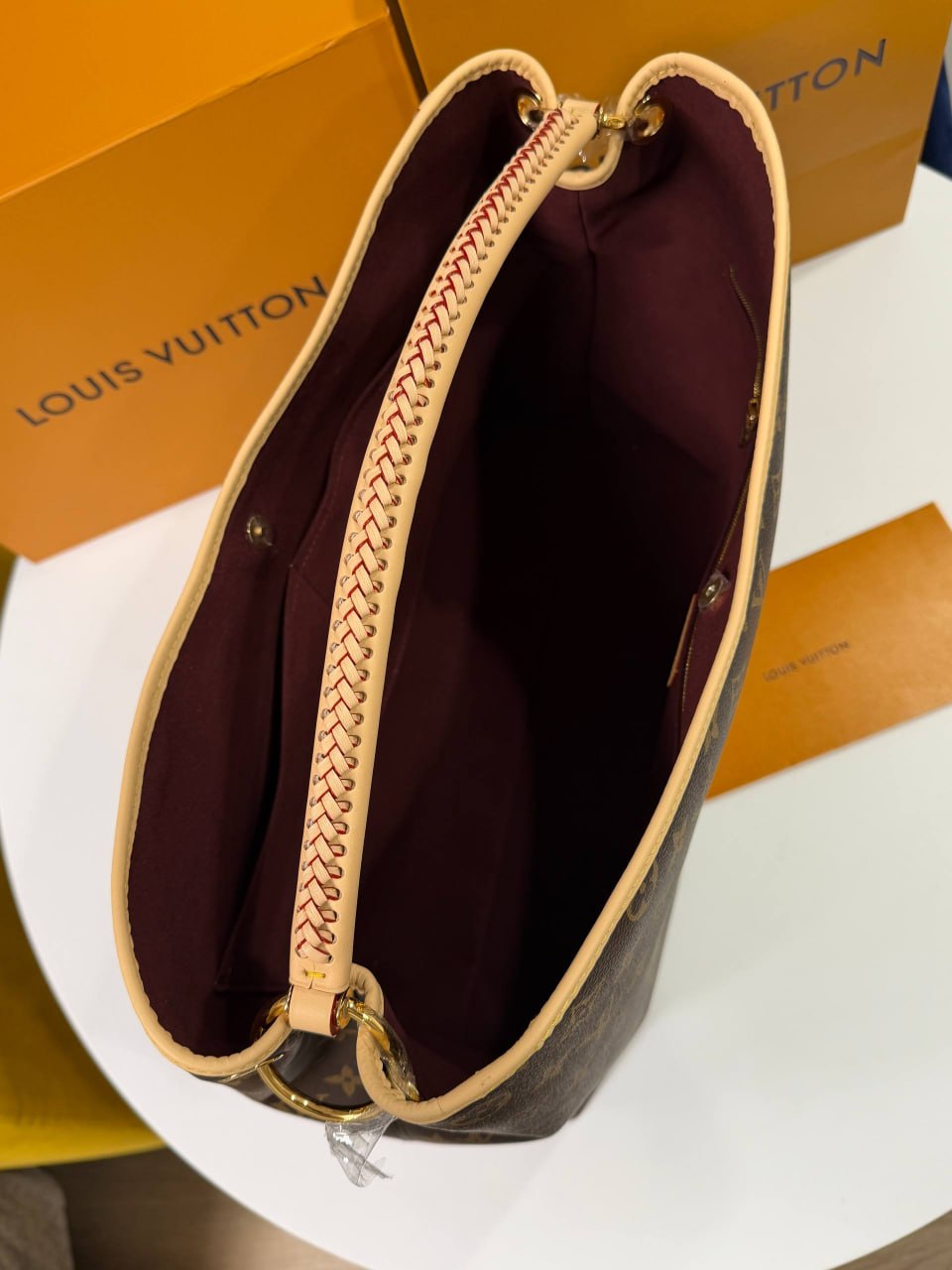 Сумка Louis Vuitton 8