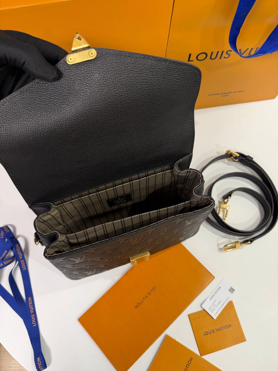 Сумка Louis Vuitton Metis 7