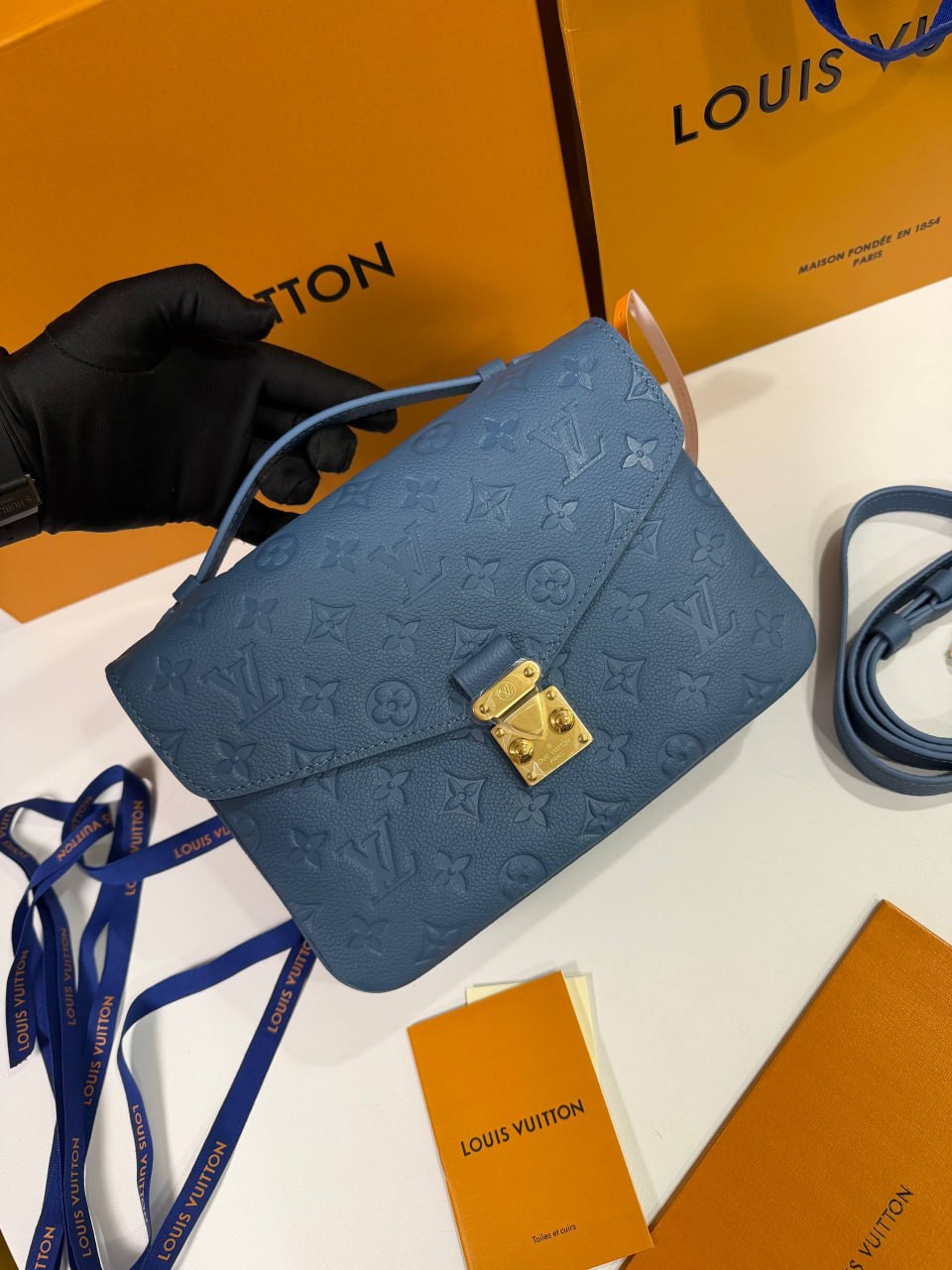 Сумка Louis Vuitton Metis 2