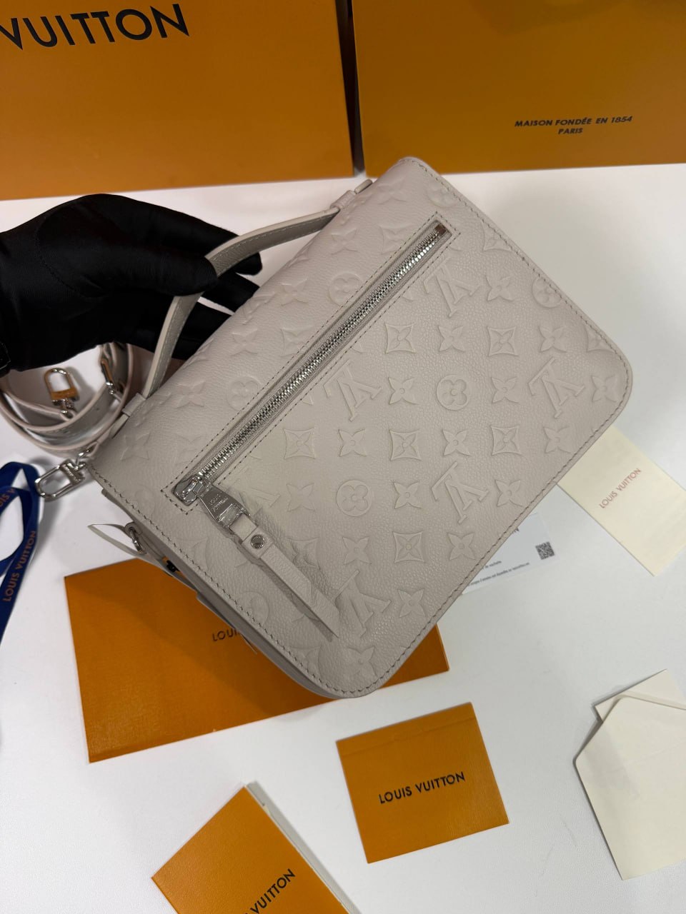 Сумка Louis Vuitton Metis 3