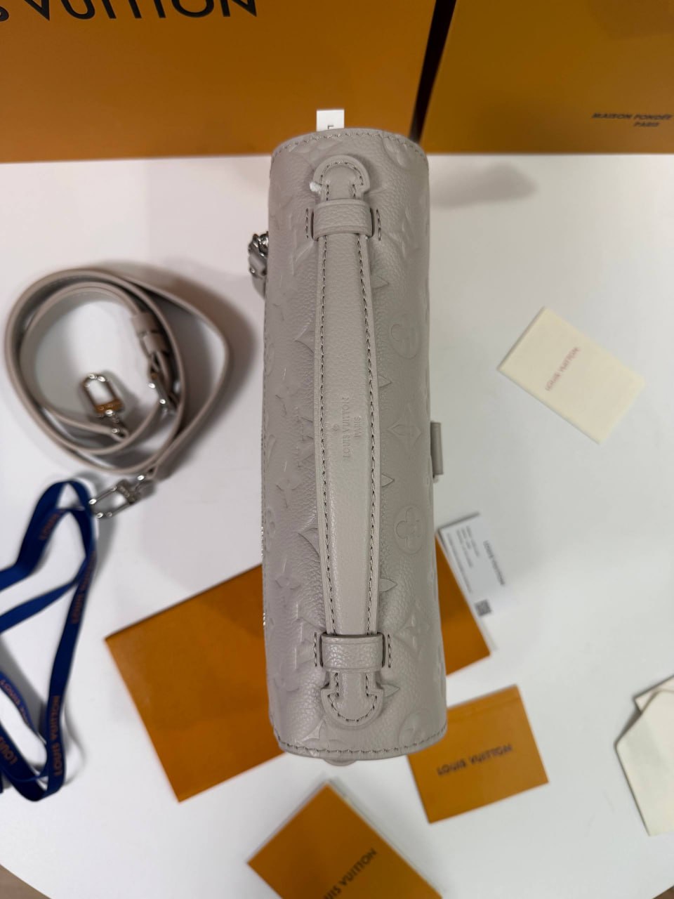 Сумка Louis Vuitton Metis 7