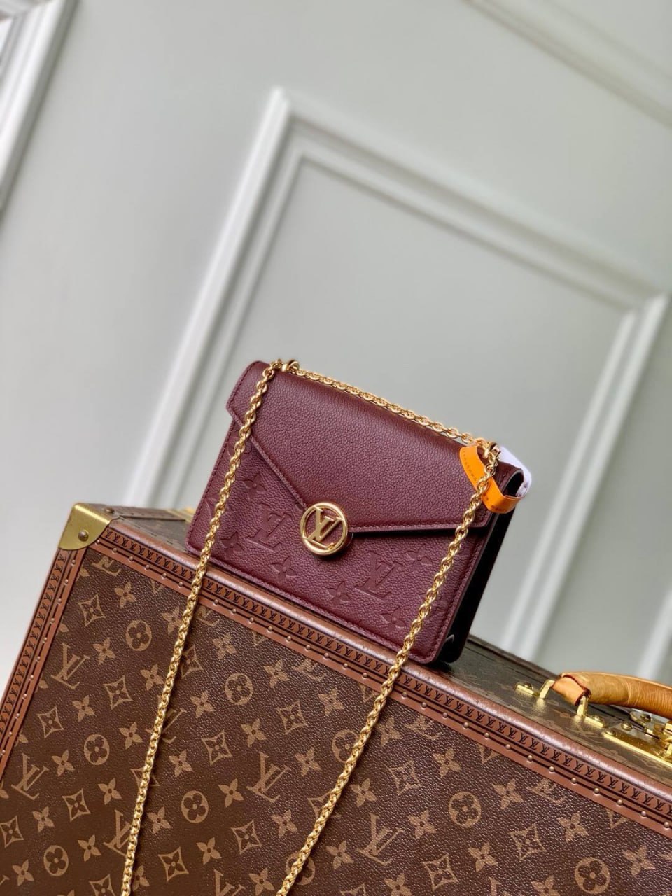Кошелек Louis Vuitton On Chain Rosy