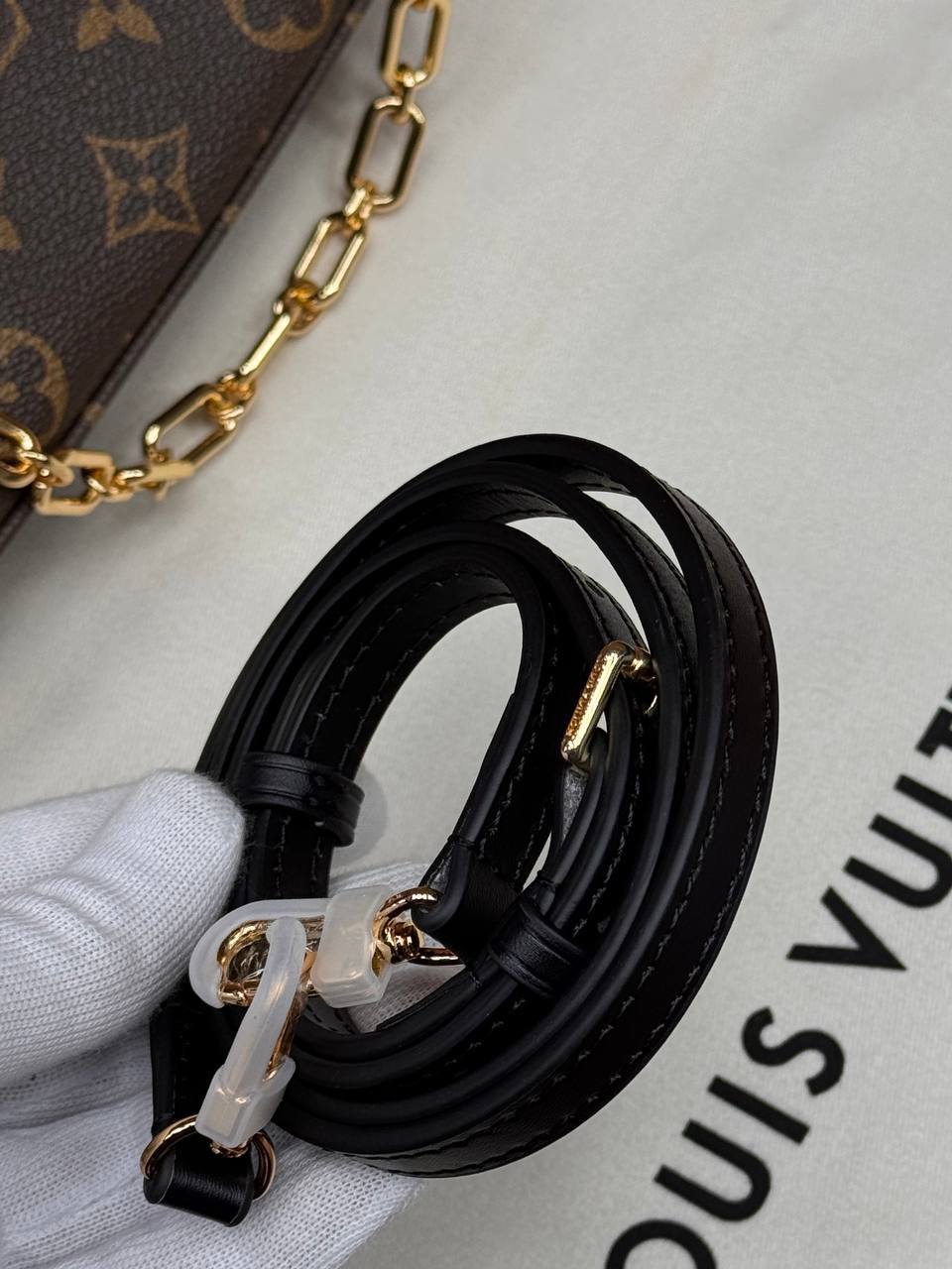 Сумка Louis Vuitton 9
