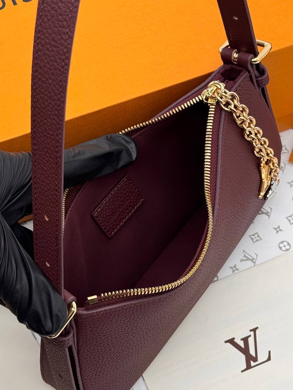 Сумка Louis Vuitton 8