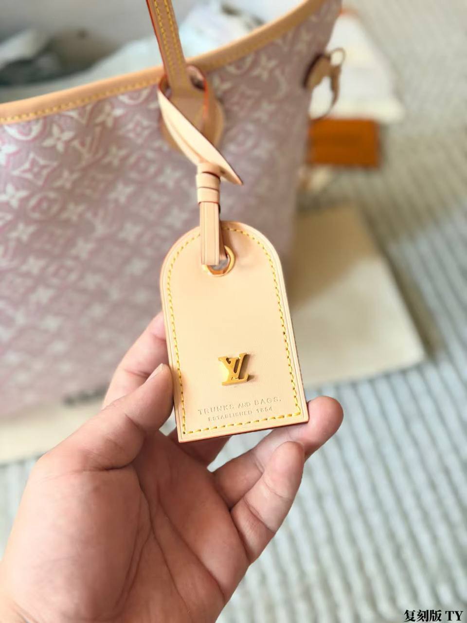 Сумка Louis Vuitton 4