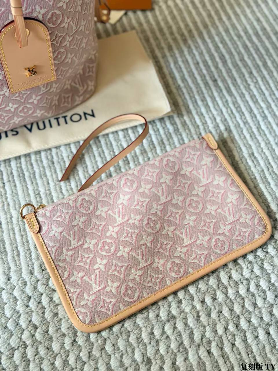 Сумка Louis Vuitton 7