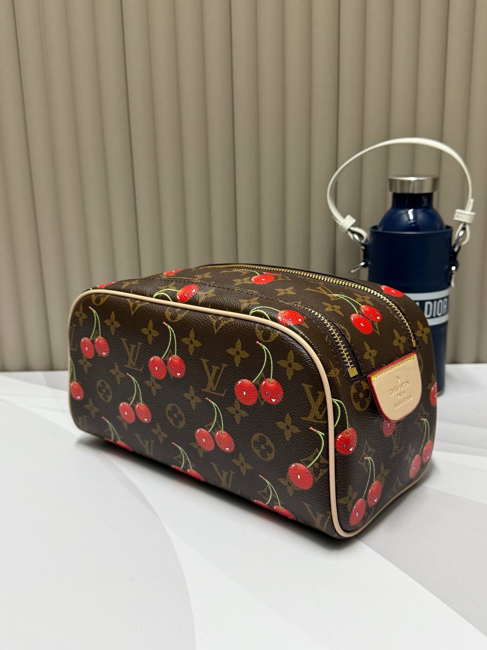 Косметичка Louis Vuitton 3