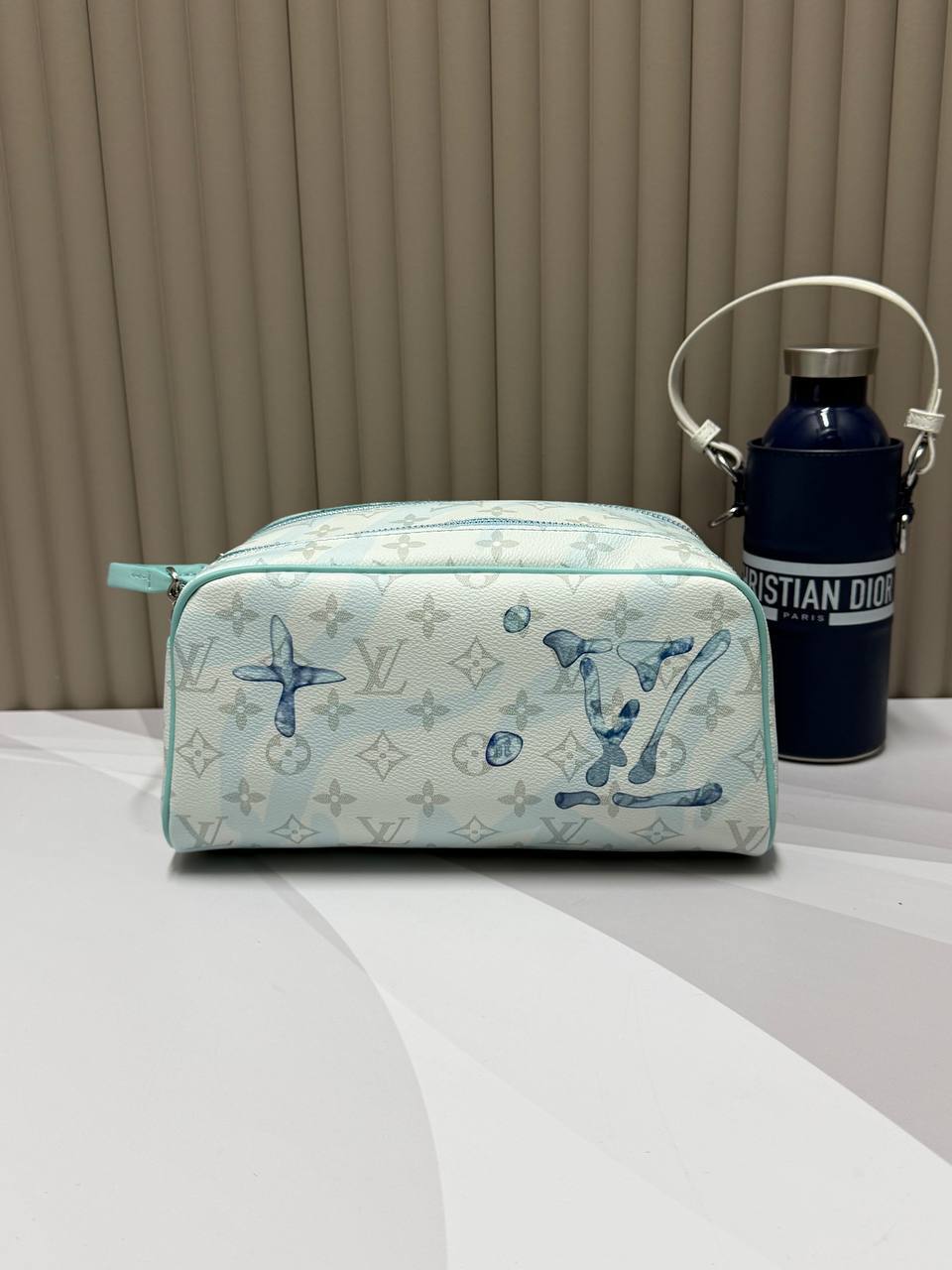 Косметичка Louis Vuitton 2