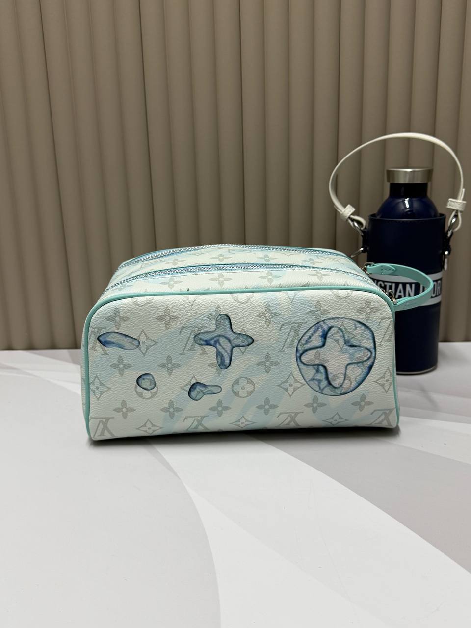 Косметичка Louis Vuitton 4
