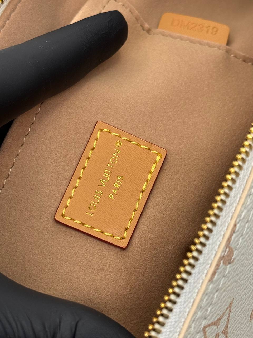 Сумка Louis Vuitton 9