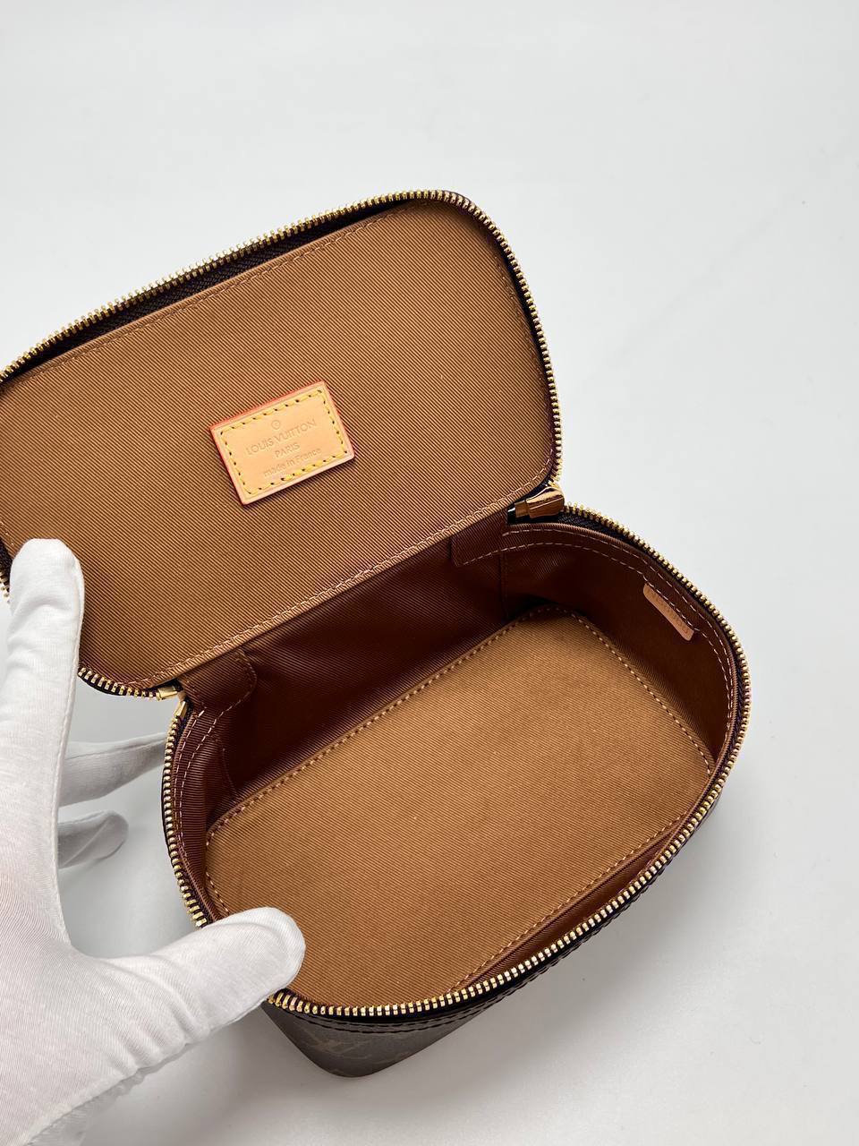 Косметичка Louis Vuitton 7