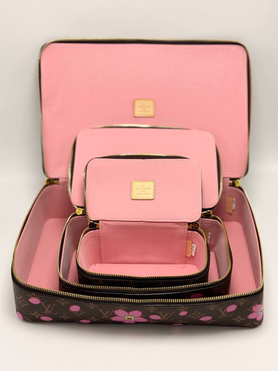 Косметичка Louis Vuitton 4