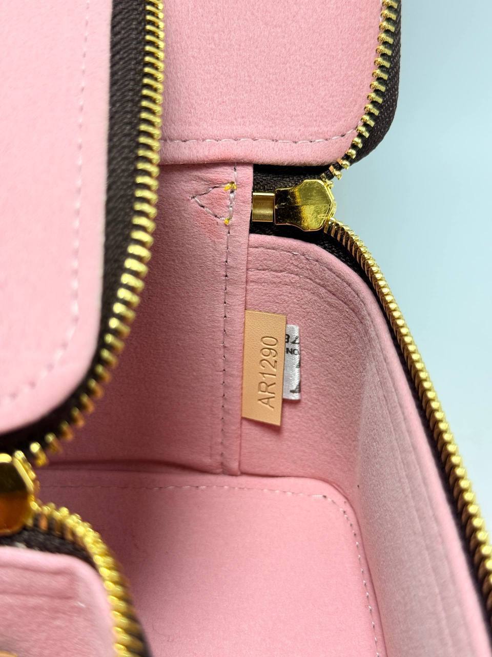 Косметичка Louis Vuitton 6