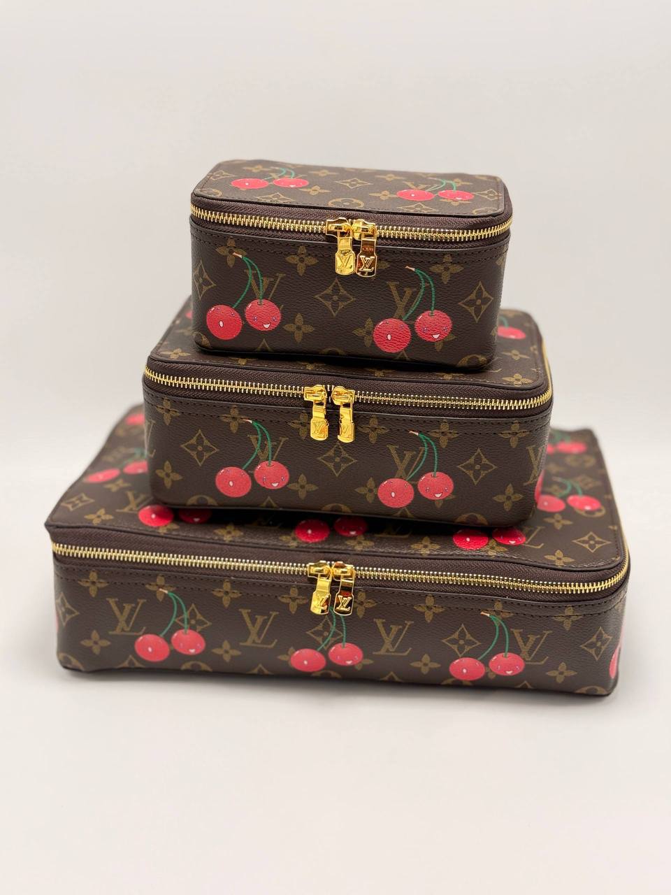 Косметичка Louis Vuitton