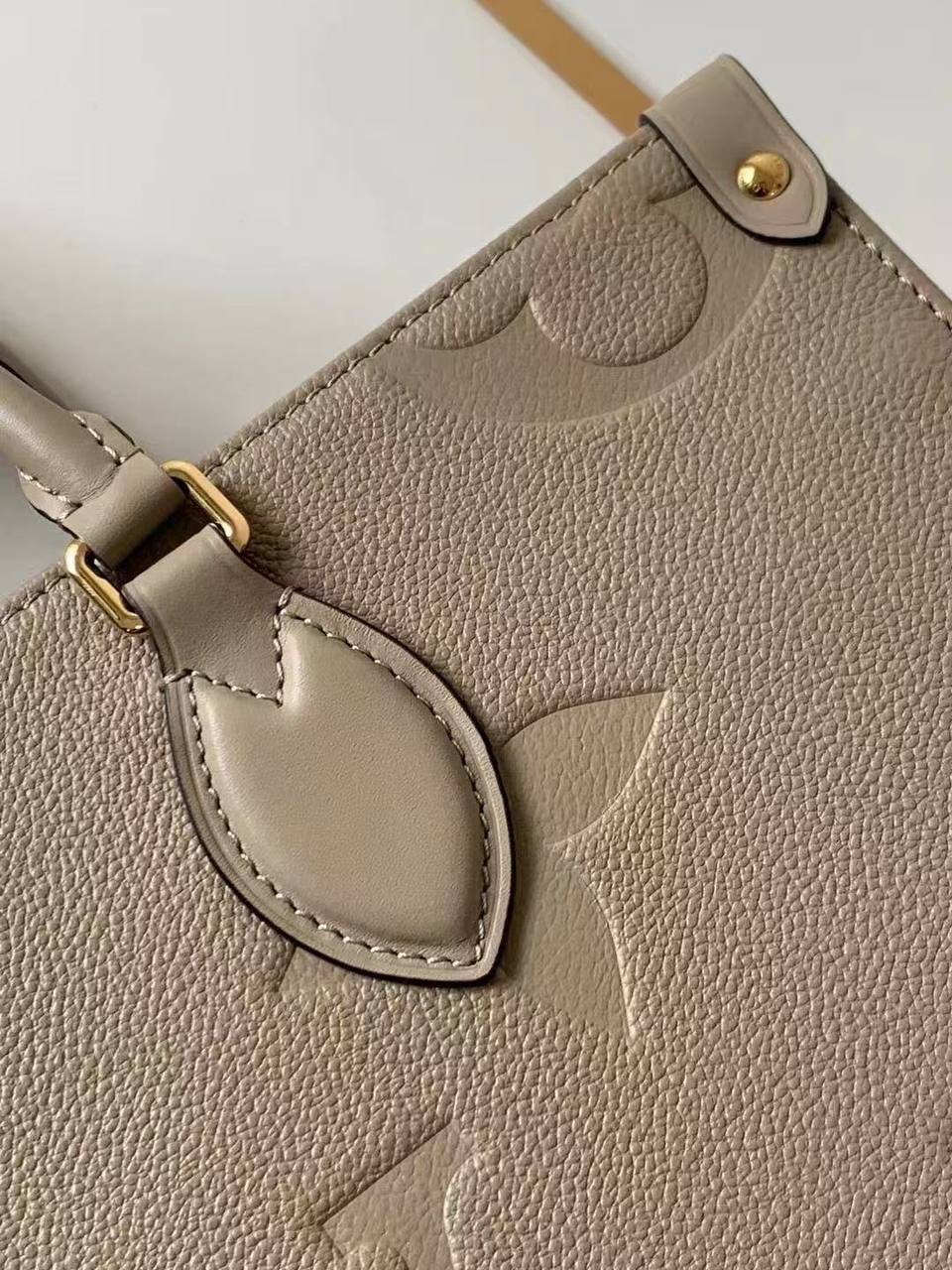 Сумка Louis Vuitton 4