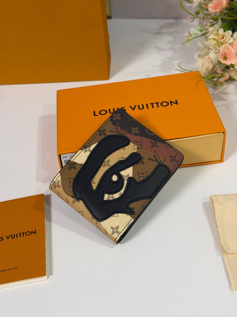 Кошелек Louis Vuitton On Chain Rosy 6