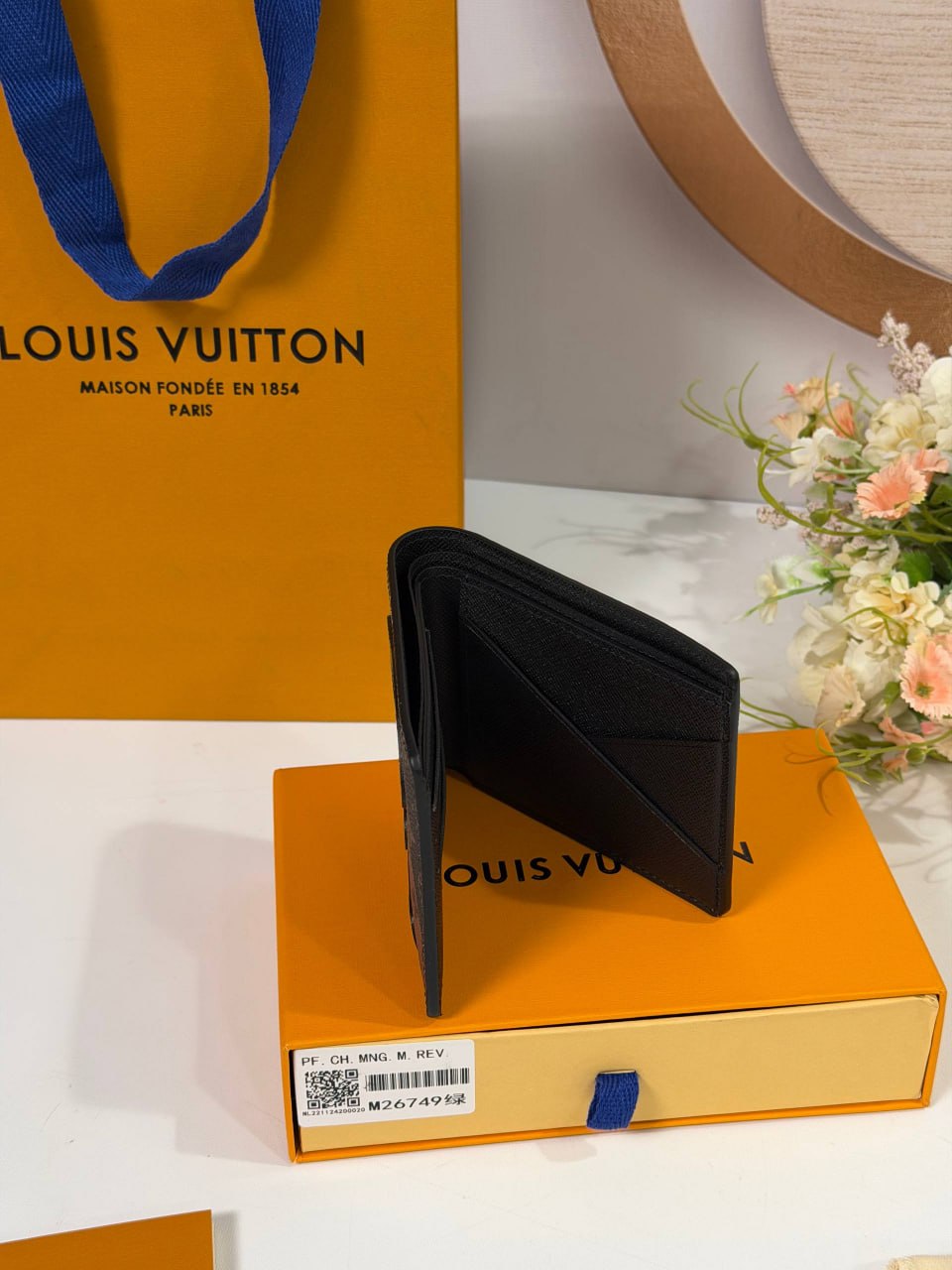 Кошелек Louis Vuitton On Chain Rosy 7
