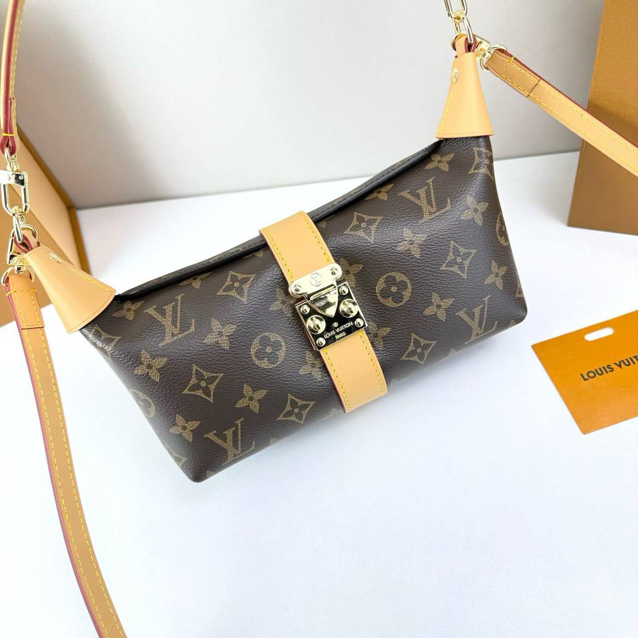 Сумка Louis Vuitton 4