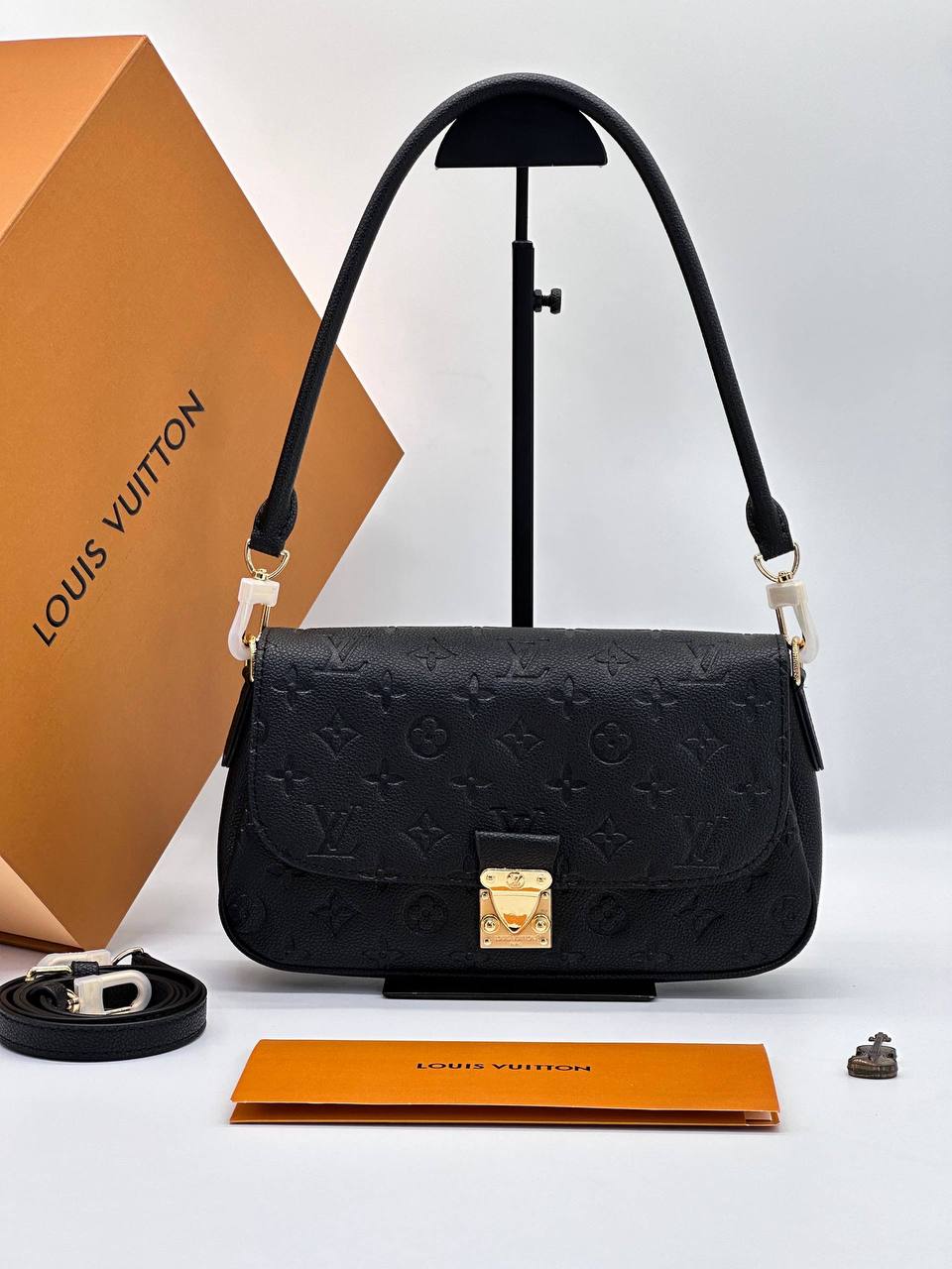 Клатч Louis Vuitton