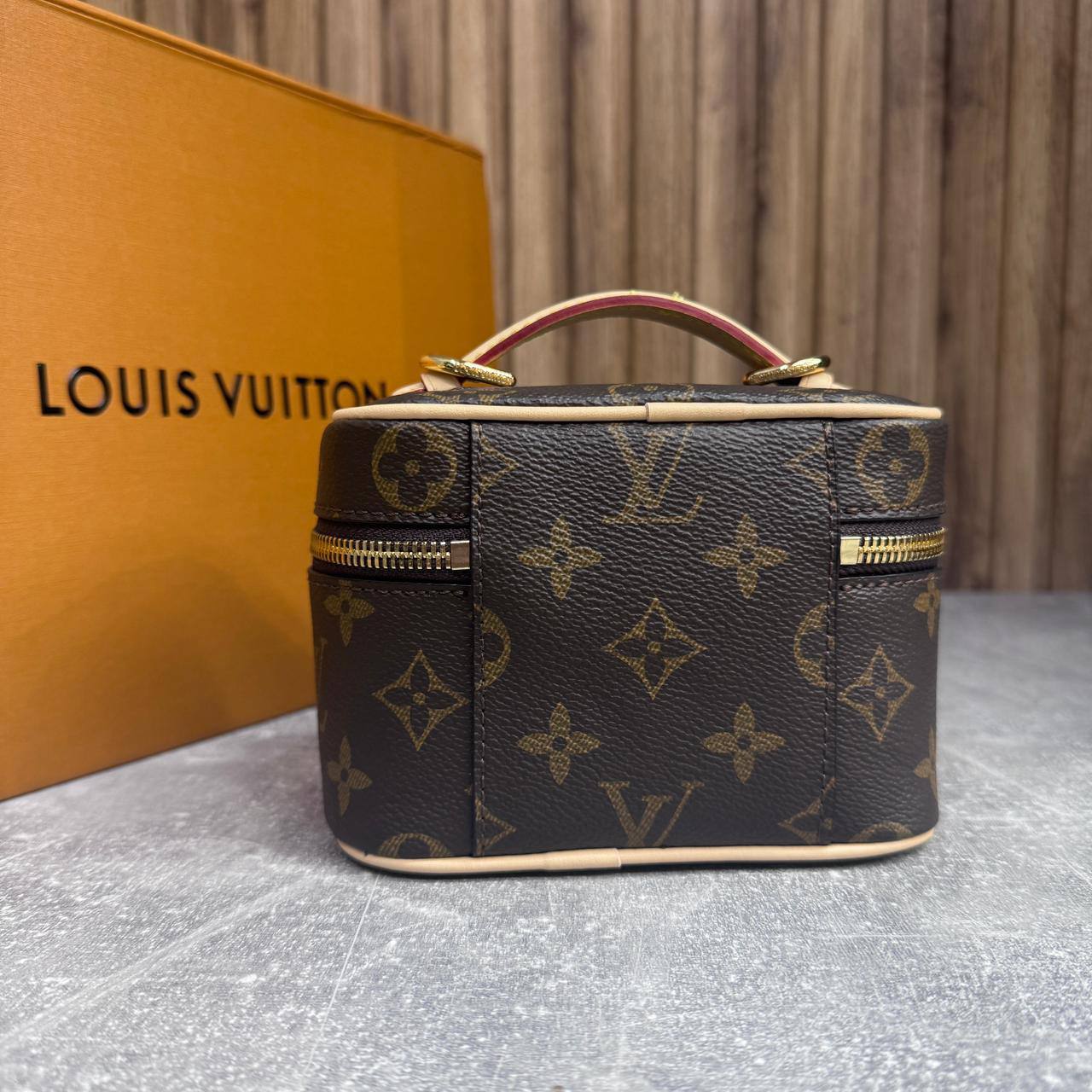 Косметичка Louis Vuitton 2