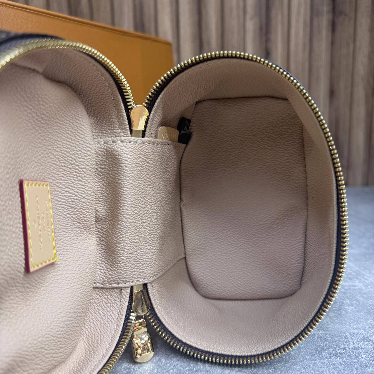 Косметичка Louis Vuitton 7