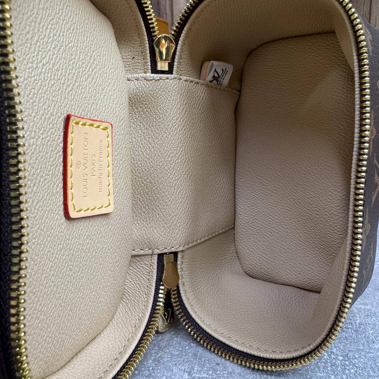Косметичка Louis Vuitton 7