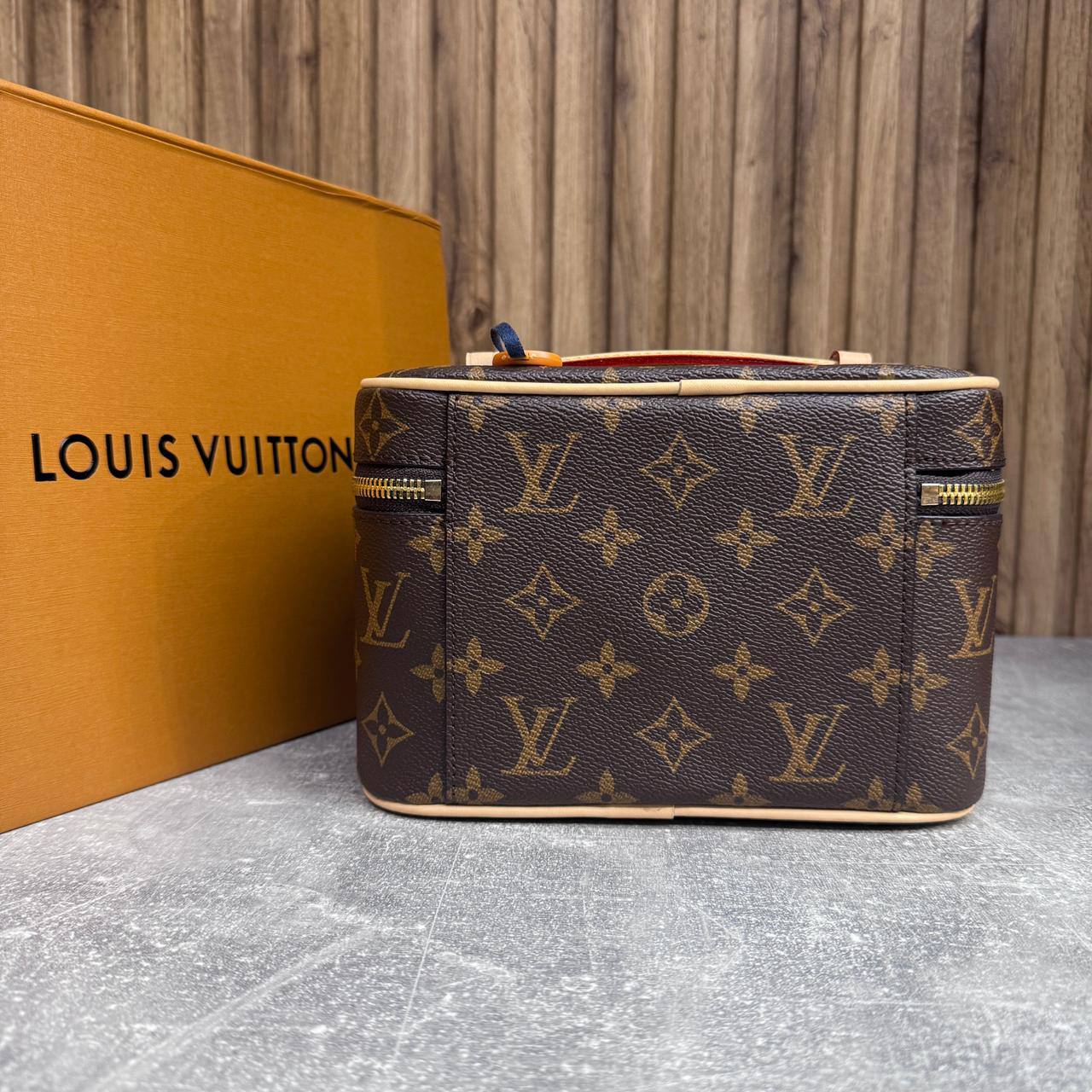 Косметичка Louis Vuitton 2