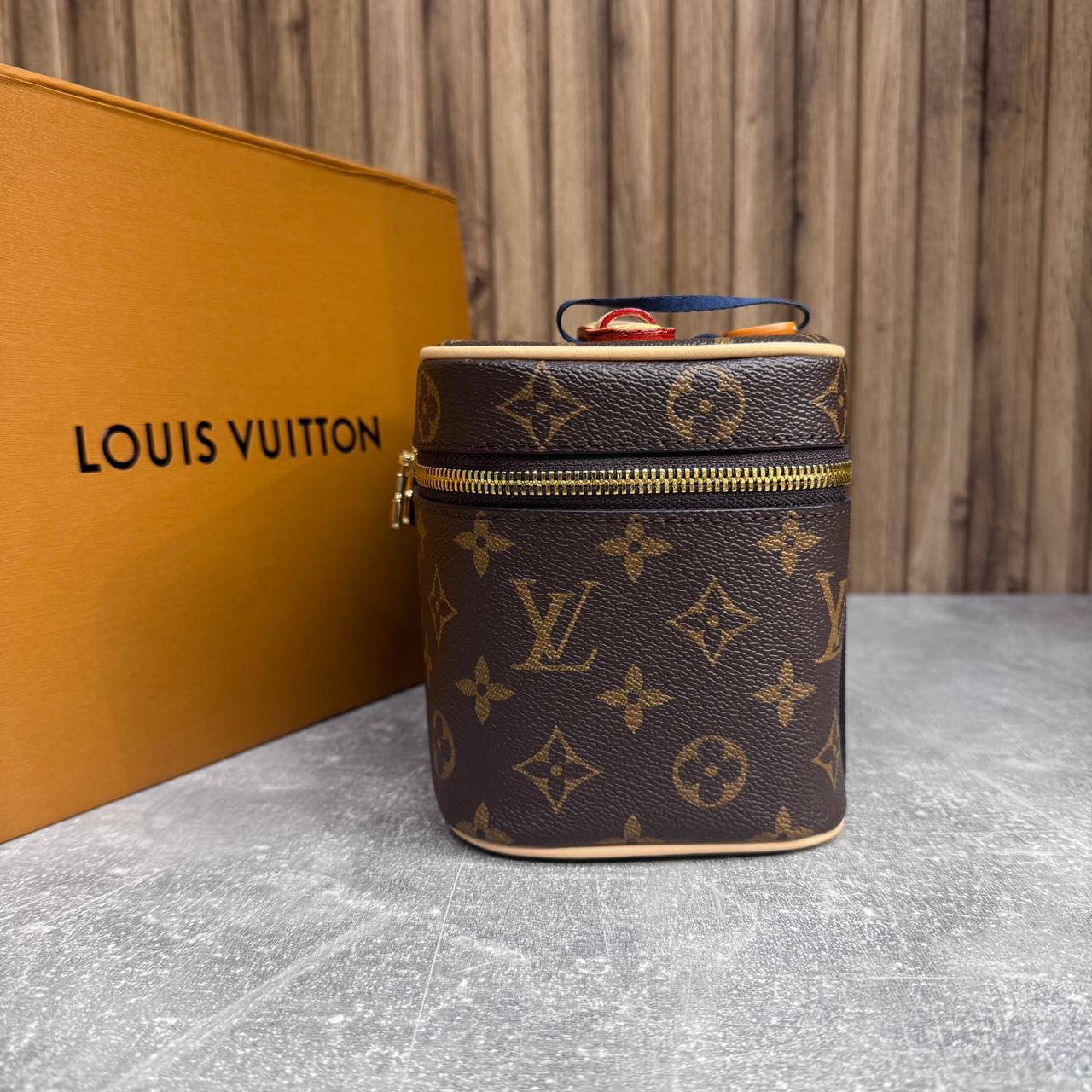 Косметичка Louis Vuitton 4