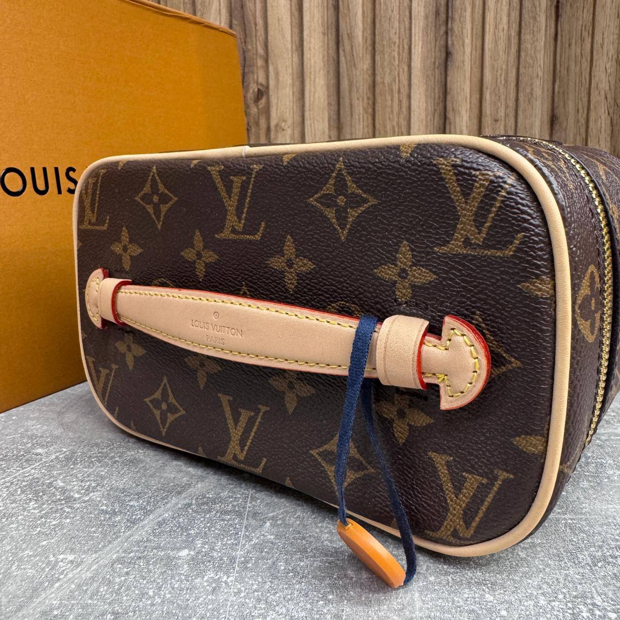 Косметичка Louis Vuitton 6