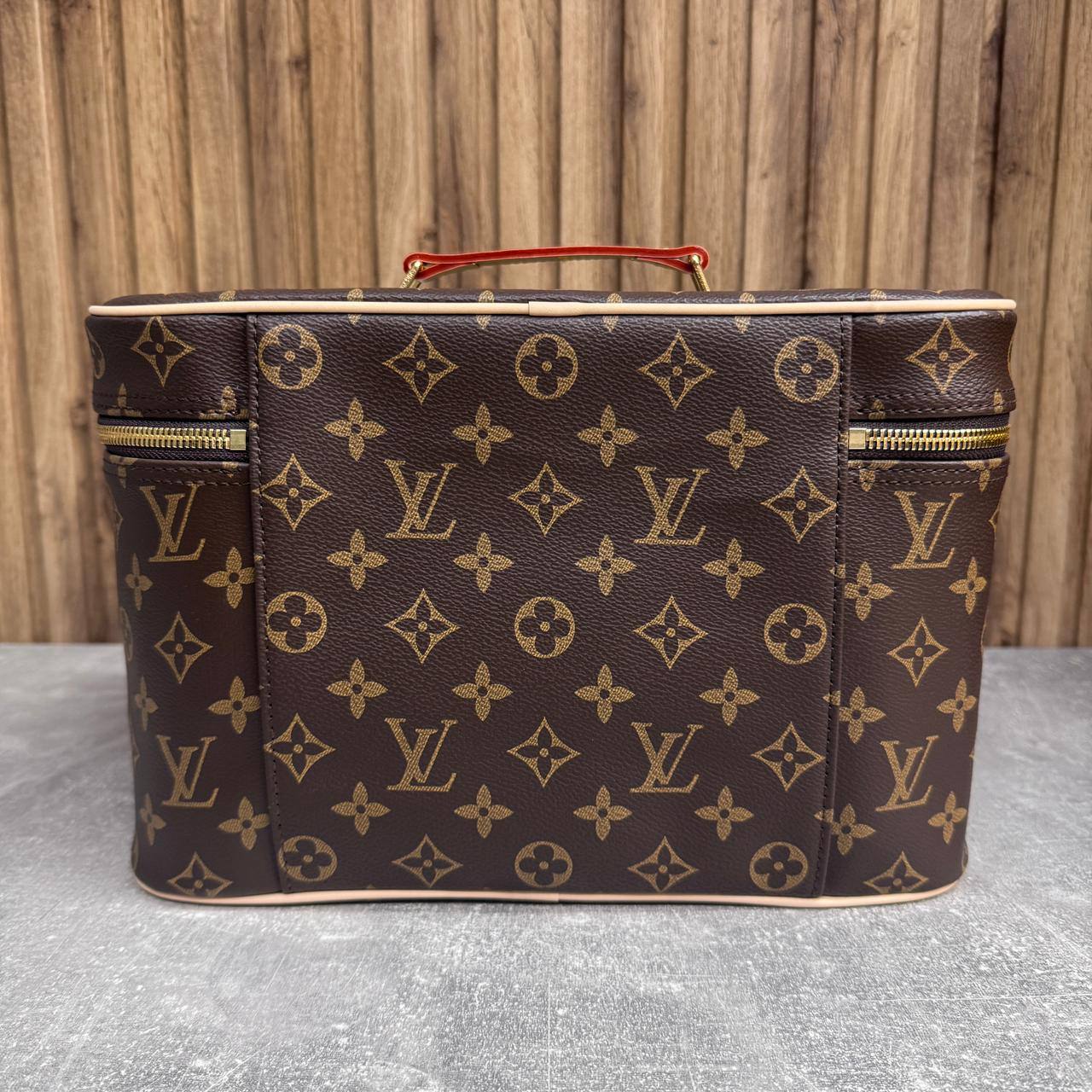Косметичка Louis Vuitton 2