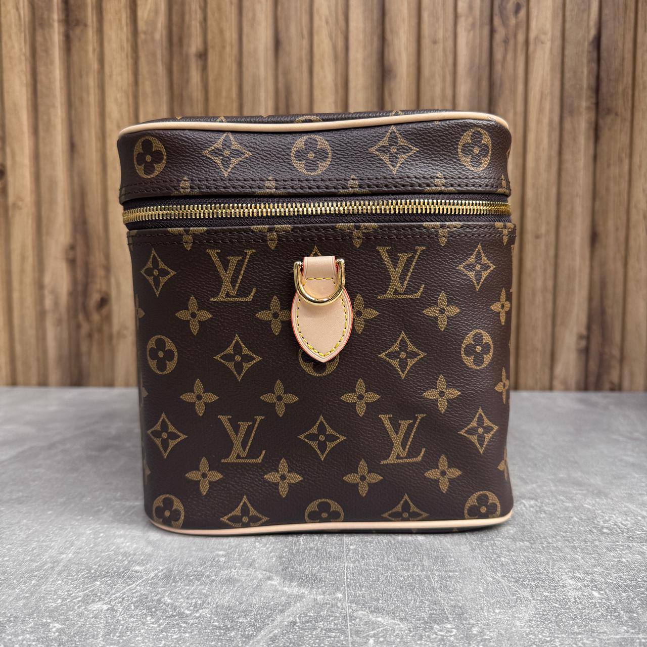Косметичка Louis Vuitton 3
