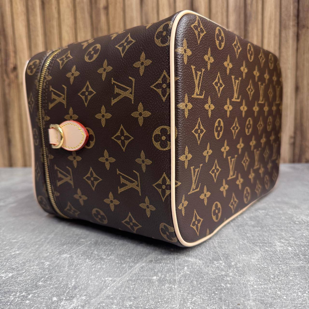 Косметичка Louis Vuitton 6