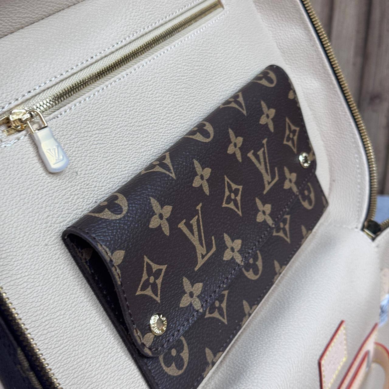 Косметичка Louis Vuitton 9