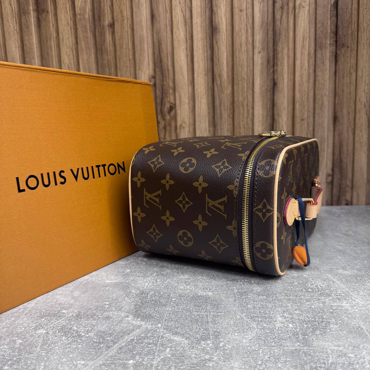 Косметичка Louis Vuitton 5