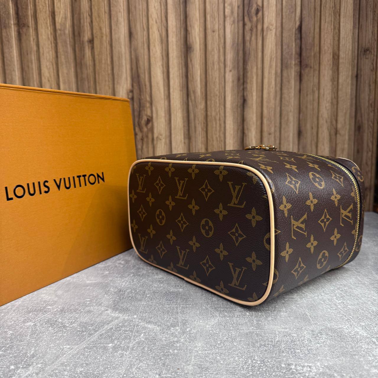 Косметичка Louis Vuitton 7
