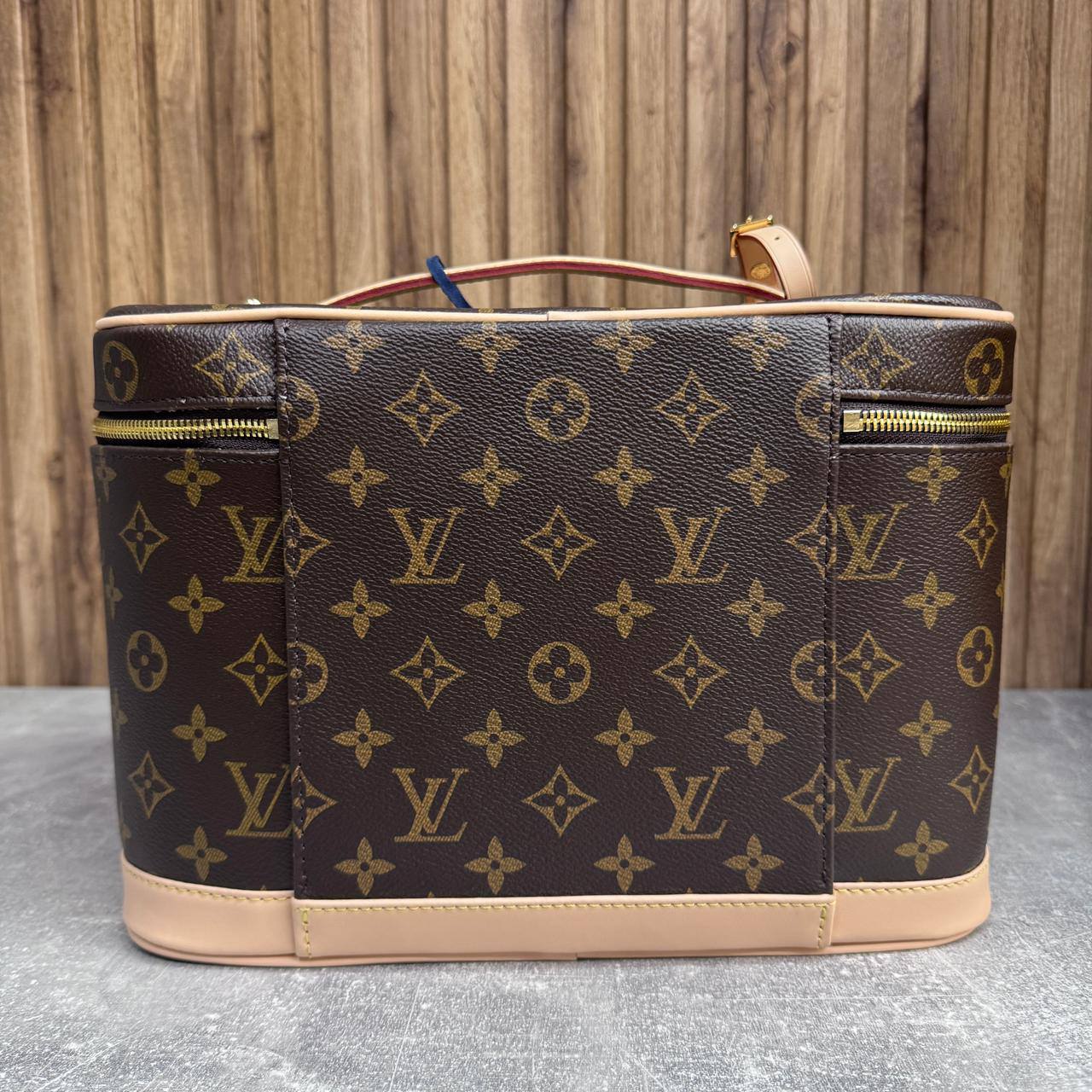 Косметичка Louis Vuitton 2