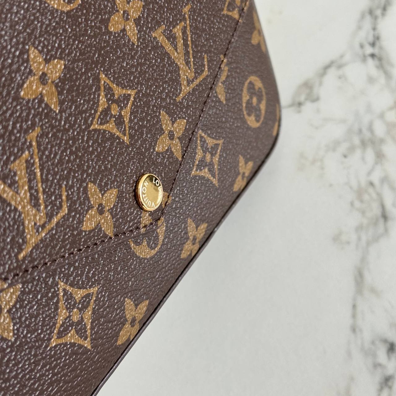 Клатч Louis Vuitton 5