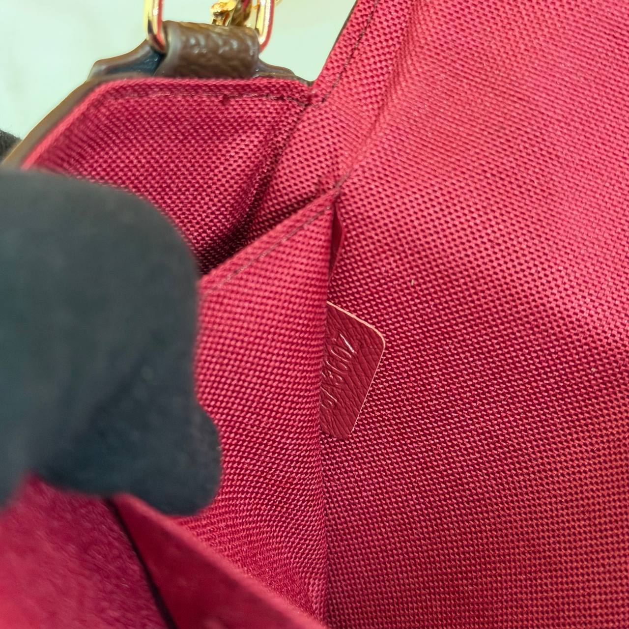 Клатч Louis Vuitton 6