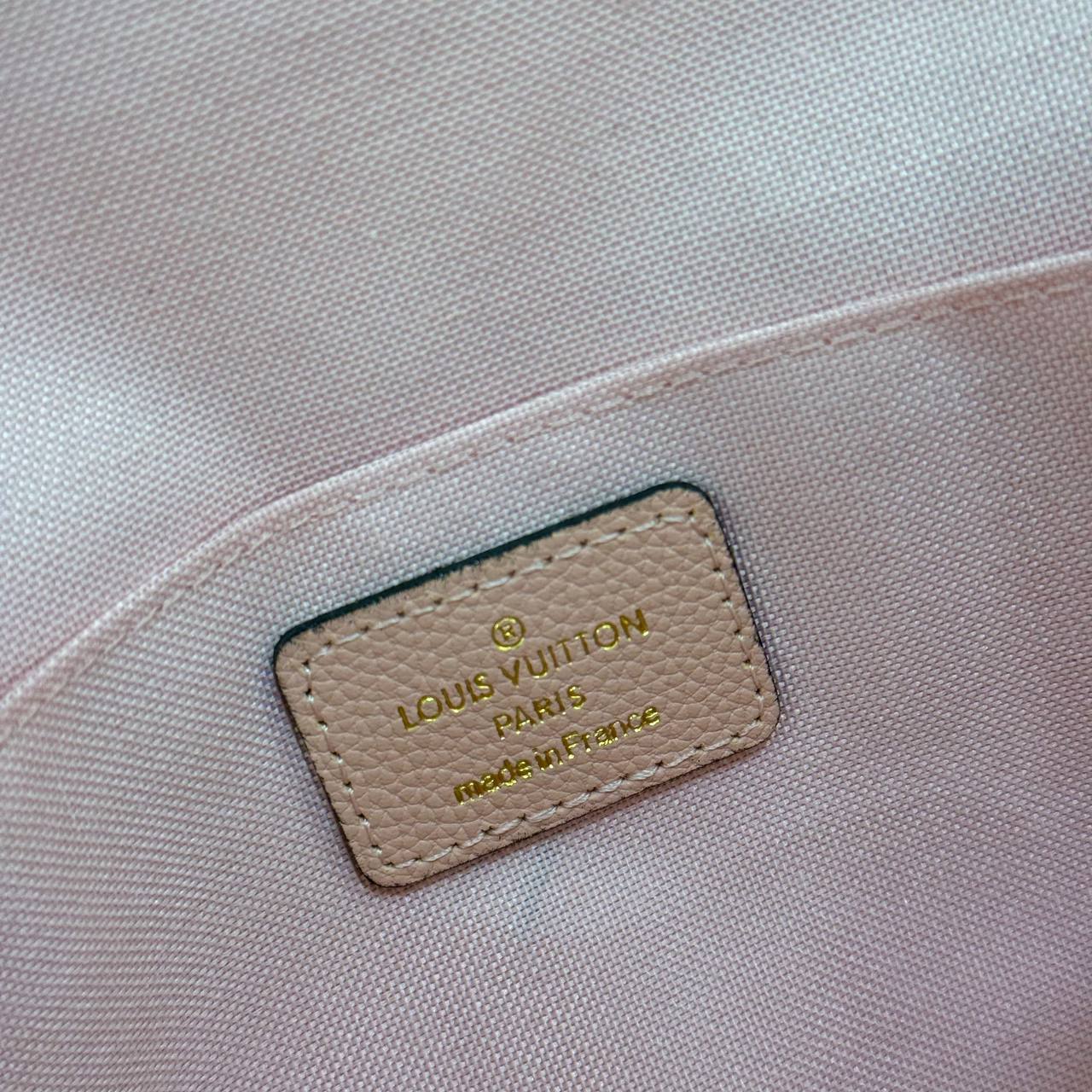 Клатч Louis Vuitton 6