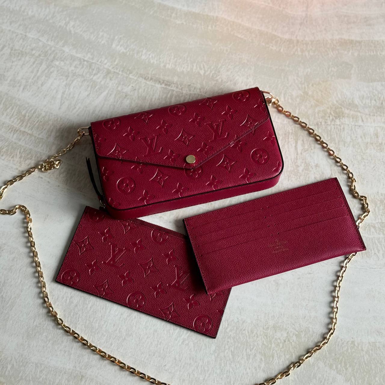 Клатч Louis Vuitton 4