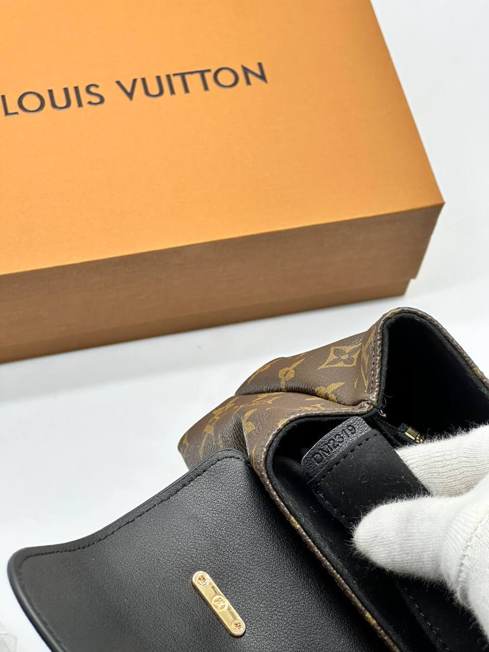 Сумка Louis Vuitton 8