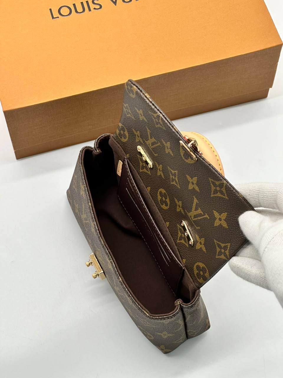 Сумка Louis Vuitton 6