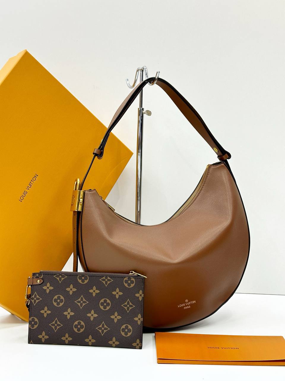 Сумка Louis Vuitton 1