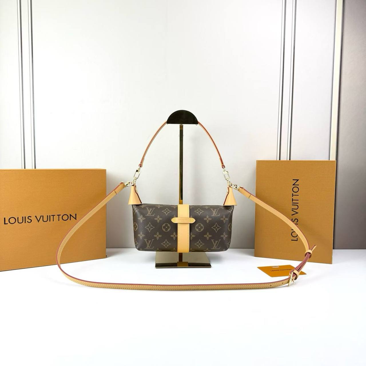Сумка Louis Vuitton 2